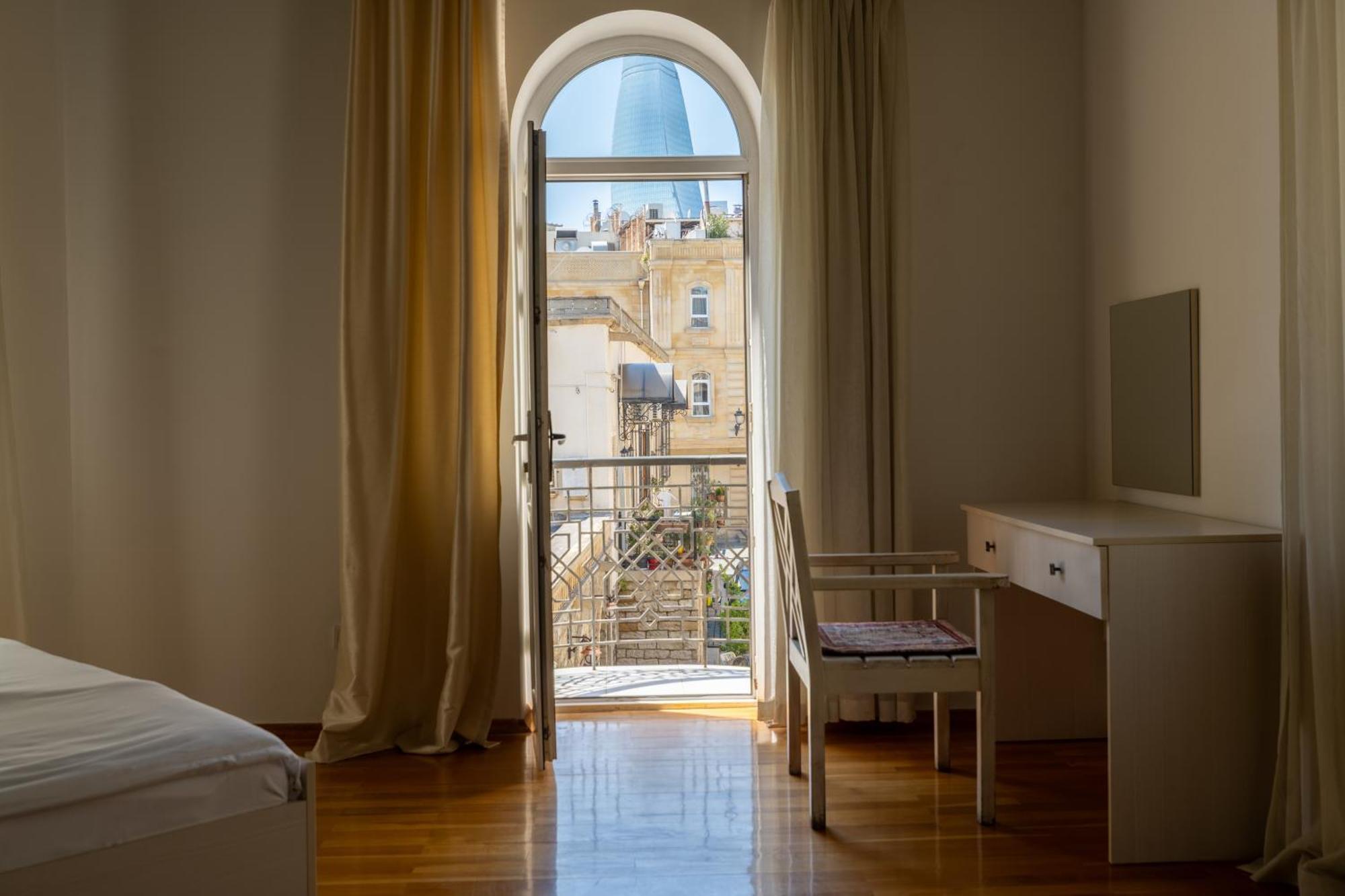 Art Club Hotel Baku Exterior photo